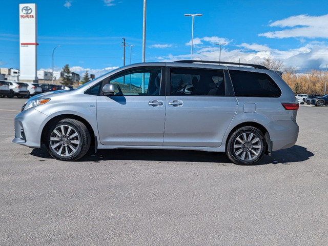 2018 Toyota Sienna LE 7-Passenger All Wheel Drive - 3.5L V6 - HE in Cars & Trucks in Cranbrook - Image 2