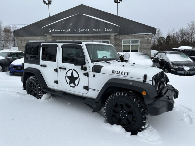 2016 Jeep Wrangler Unlimited UNLIMITED WILLYS V6 3.6L 4X4 MAGS N in Cars & Trucks in Thetford Mines
