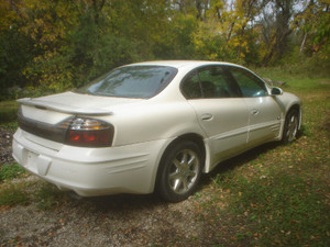 2003 Pontiac Bonneville SLE