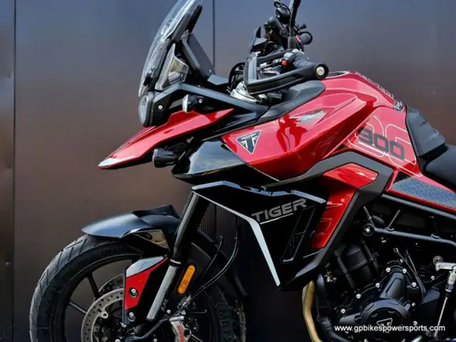 2025 Triumph Tiger 900 GT Pro Carnival Red Sapphire Black in Street, Cruisers & Choppers in Oshawa / Durham Region - Image 23