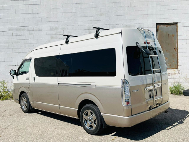 2007 Toyota Hiace GRAND CABIN 4WD - JAPAN IMPORT|RHD|10 PASSEN in Cars & Trucks in City of Toronto - Image 3