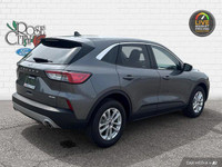 - ACCIDENT FREE - HEATED CLOTH SEATS - LANE KEEPING SYSTEM - BLIS w/ CROSS-TRAFFIC - PRE-COLLISION A... (image 5)