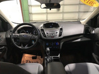 19 Escape with bluetooth, backup camera and more. 2.5 liter engine. Ask about our Lease to Own plan.... (image 6)