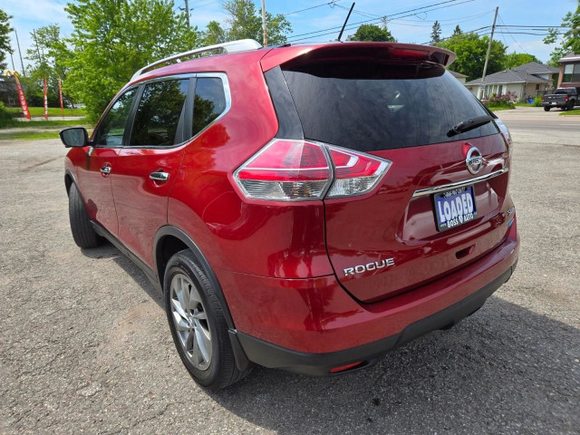2015 Nissan Rogue SL in Cars & Trucks in Oshawa / Durham Region - Image 3