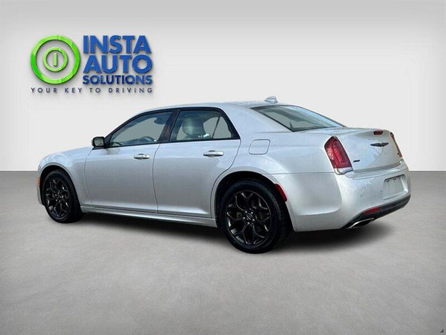 2022 Chrysler 300 Series Touring L in Cars & Trucks in St. Albert - Image 3