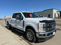 2023 Ford Super Duty F-350 SRW XLT 4WD Crew Cab 6.75' Box, 7.3L 2V V8, Gas, 10-Spd Automatic, Class... (image 2)