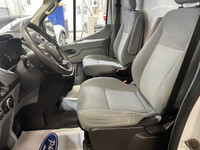 FORD TRANSIT 250 CUBE 12 PIEDS AVEC RAMPE EN PARFAITE CONDITION LOCATION COMMERCIALE DISPONIBLE SUR... (image 8)