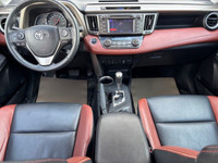 EXTRA CLEAN FRANCHISE TOYOTA DEALERSHIP TRADE IN! TOP LIMITED PACKAGE WITH ALL-WHEEL DRIVE - CLEAN T... (image 5)