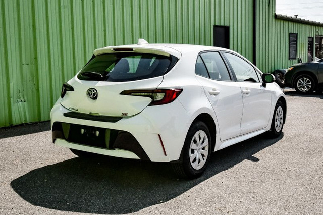 2023 Toyota Corolla Hatchback CVT • REAR CAM • LANE KEEP ASSIST in Cars & Trucks in Ottawa - Image 3