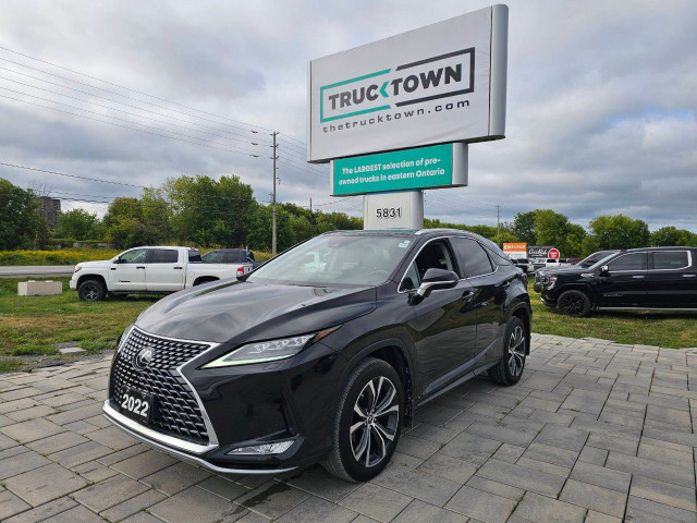2022 Lexus RX in Cars & Trucks in Ottawa