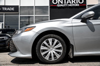TOYOTA inspection can be arranged upon request! Highlighted Vehicle Features: HEATED SEATS,APPLE CAR... (image 3)