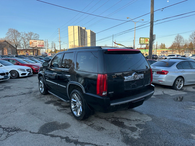 2010 Cadillac Escalade AWD | Luxury | DVD | Blindspot in Cars & Trucks in City of Toronto - Image 4