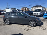 See Dealer Website for Details. 2018 Volkswagen e-Golf Comfortline (image 7)
