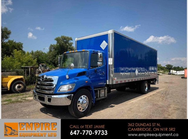 2018 HINO 358 26FT STRAIGHT TRUCK**LIFTGATE** in Heavy Trucks in Cambridge