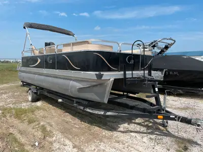 2014 Grand Island Pontoon Boat, seats up to 10 people, comes with cover, bimini top, Humming Bird fi...