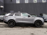 Black Contrast Roof, Wheels: 21inch 5 split-spoke, Gloss Black (Style 5047), Meridian Surround Sound... (image 8)