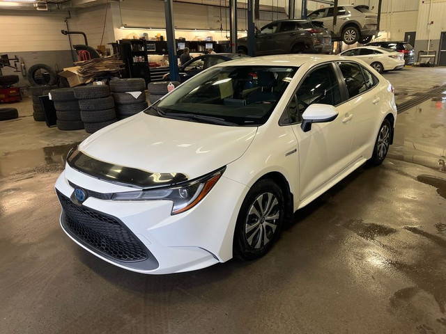  2020 Toyota Corolla Hybrid automatique in Cars & Trucks in Lévis - Image 2