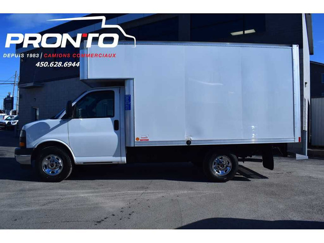  2018 GMC Savana 3500 ** Cube 12 pieds deck ** V6 ** 4.3 L ** in Cars & Trucks in Laval / North Shore - Image 4
