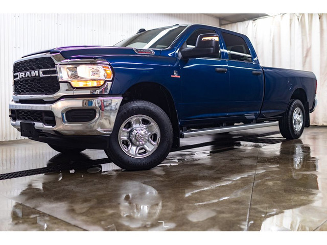 2023 Ram 3500 4x4 Crew Cab Tradesman Longbox Diesel Nav BCam in Cars & Trucks in Red Deer - Image 4