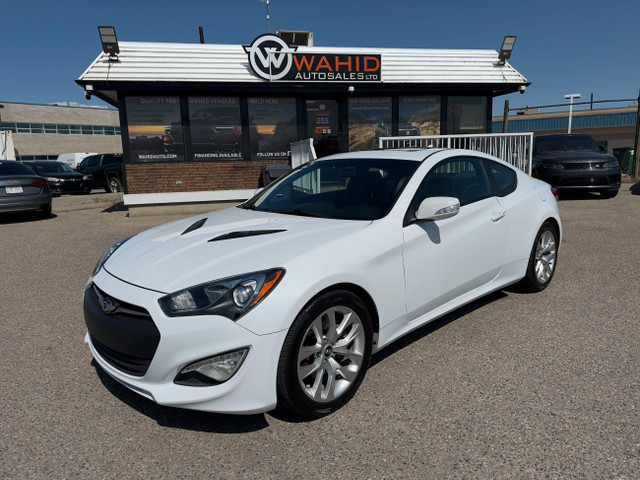 2016 Hyundai Genesis Coupe Premium 6SPD in Cars & Trucks in Lethbridge