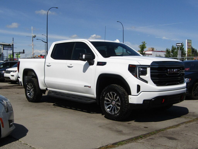2022 GMC Sierra 1500 AT4 4WD CREW CAB 6.2L B.CAM/LEATHER/TOW PKG in Cars & Trucks in Calgary - Image 3