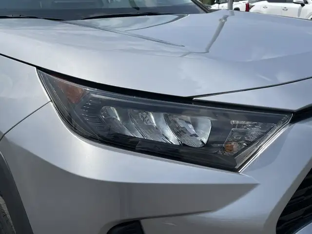 2020 Toyota RAV4 LE NO ACCIDENT,1OWNER,SAFETY CERTIFIED in Cars & Trucks in City of Toronto - Image 15