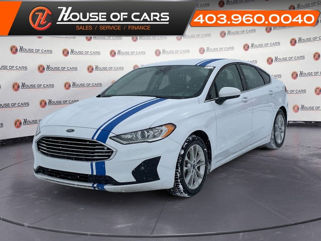  2019 Ford Fusion SE FWD/ Bluetooth/ Heated Seats in Cars & Trucks in Calgary