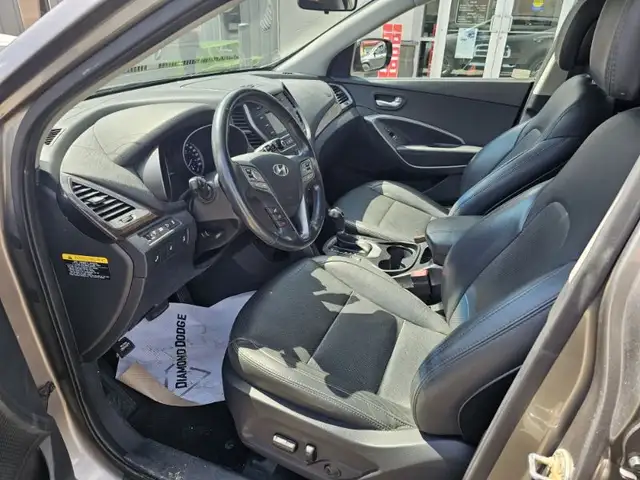 2018 HYUNDAI Santa Fe Sport SE dans Autos et camions dans Prince Albert - Image 7