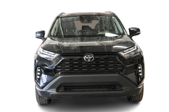 2022 Toyota RAV4 XLE Awd | Toit | Mags | Carplay | Caméra | A/C  in Cars & Trucks in City of Montréal - Image 3