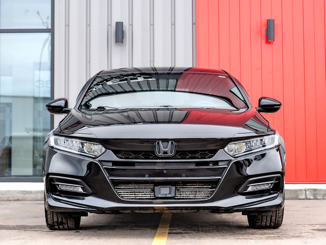  2018 Honda Accord Sedan Sport - 6 Speed Manual | Carplay | Sunr in Cars & Trucks in Saskatoon - Image 2