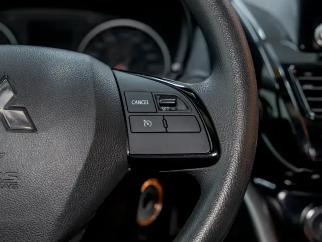 2022 Mitsubishi ECLIPSE CROSS ES 4X4 *SIEGES CHAUFF* CARPLAY BLU in Cars & Trucks in Laurentides - Image 16
