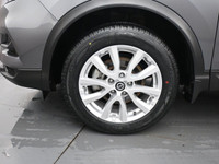 The 2023 Nissan Qashqai SV is a practical and tech-savvy compact SUV powered by a 2.0L engine and st... (image 3)