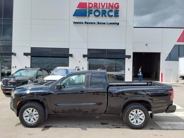 2023 Nissan Frontier SV, V6, Heated Seats, Heated Wheel, Trailer in Cars & Trucks in Calgary - Image 2