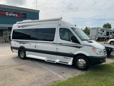 Experience the freedom of the open road with the 2012 Pleasure Way Plateau TS Class B, available now...