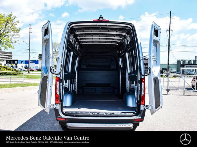 2025 Mercedes-Benz ESprinter Cargo Van in Cars & Trucks in Oakville / Halton Region - Image 3