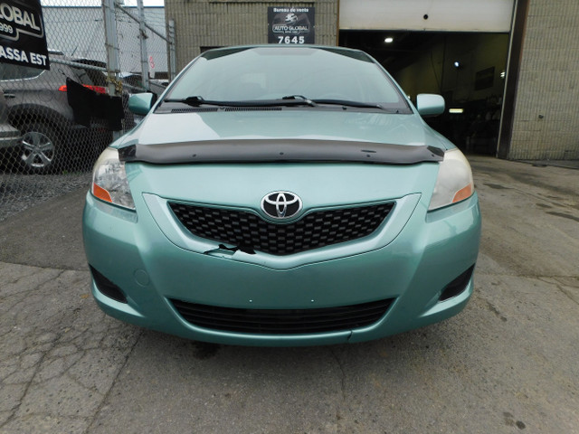 Toyota Yaris Automatique Air Climatisée Groupe Électrique 2010 dans Autos et camions  à Ville de Montréal - Image 2