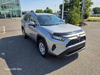 AUCUN DOSSIER DE DOMMAGE Ce Rav4 est équipé de : Bluetooth, Cruise, PRISE USB, sièges chauffants, AP... (image 2)