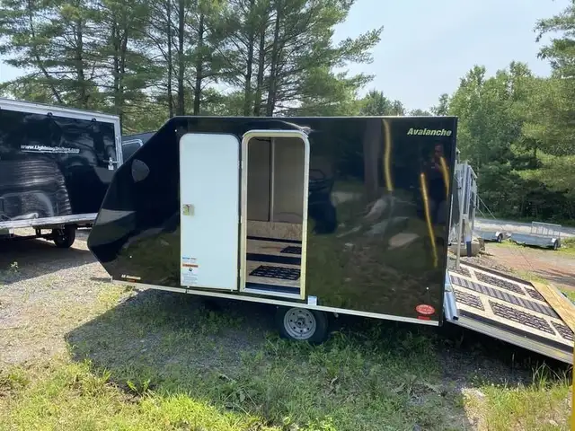 2025 All Aluminum Avalanche LTA811SA in Cargo & Utility Trailers in Muskoka - Image 4