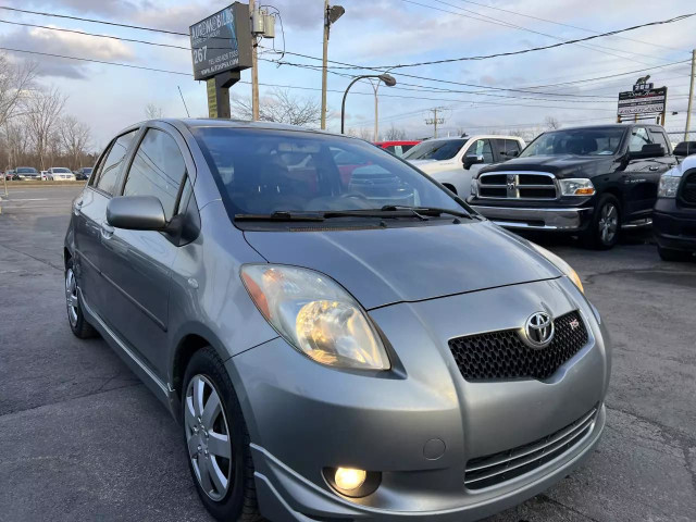 2008 TOYOTA Yaris in Cars & Trucks in Laval / North Shore