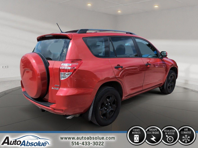 2010 Toyota RAV4Base in Cars & Trucks in Laval / North Shore - Image 3