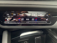 Buick Infotainment System w/ Colour Touch Display, Bluetooth Streaming, Wireless Apple CarPlay and A... (image 9)