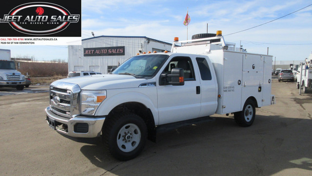 2015 Ford Super Duty F-350 SRW UTILITY TRUCK with VMAC AIR COMPR in Cars & Trucks in Edmonton - Image 2