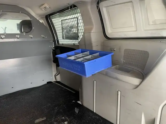 2015 Ram Cargo Van C/V in Cars & Trucks in City of Montréal - Image 11