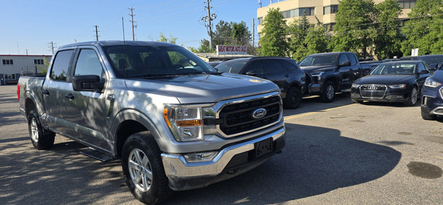 2022 Ford F-150 XLT 4x4 SuperCab 6.5 ft. box 145 in. WB Automati in Cars & Trucks in City of Toronto - Image 2
