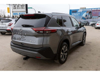 CLEAN CARFAX! - Heated Seats - Heated Steering Wheel - Remote Start - Push Button Start - Moonroof -... (image 9)