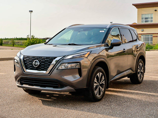 2021 Nissan Rogue SV 2.5L in Cars & Trucks in Strathcona County - Image 4