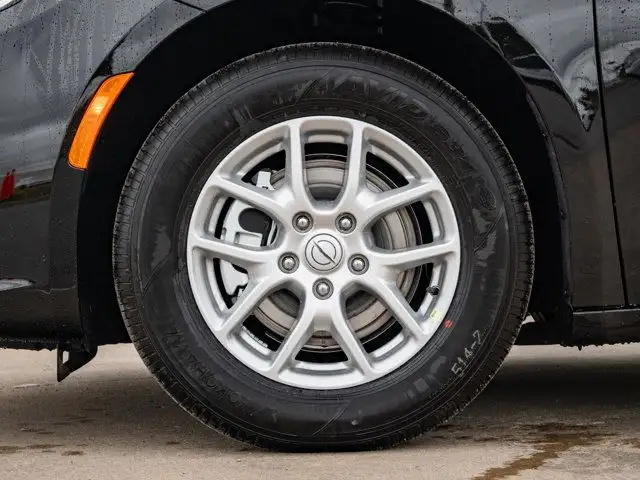 2025 Chrysler Pacifica Select in Cars & Trucks in Barrie - Image 14