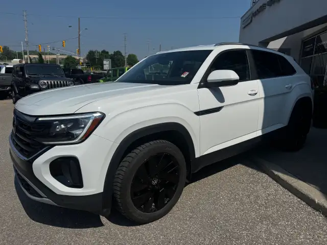 2024 Volkswagen Atlas Cross Sport 2.0 TSI Comfortline in Cars & Trucks in Markham / York Region - Image 8