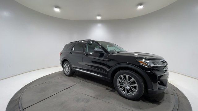 2025 Ford Explorer Active - 200A in Cars & Trucks in Strathcona County - Image 2