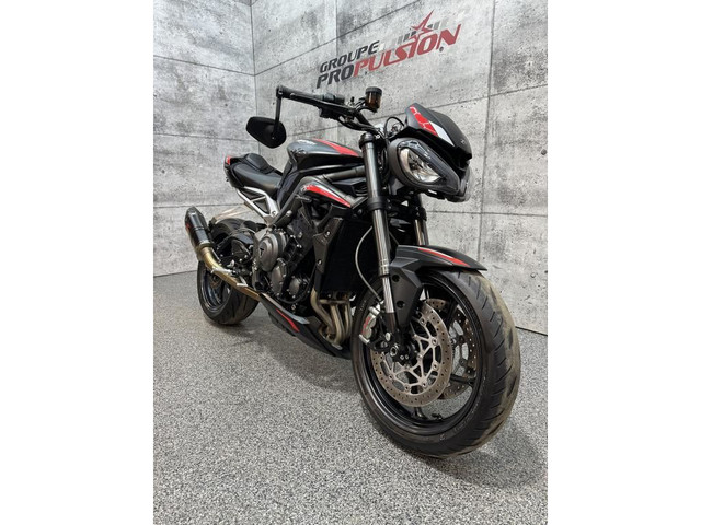 2020 Triumph Street Triple RS | Akrapovic in Street, Cruisers & Choppers in Saguenay - Image 4
